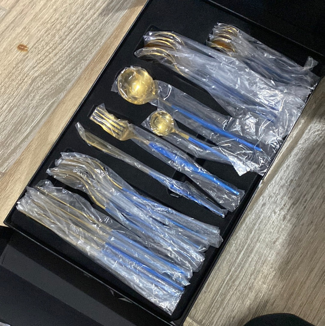 Set juego de cubiertos y cucharas 24 piezas - Azules